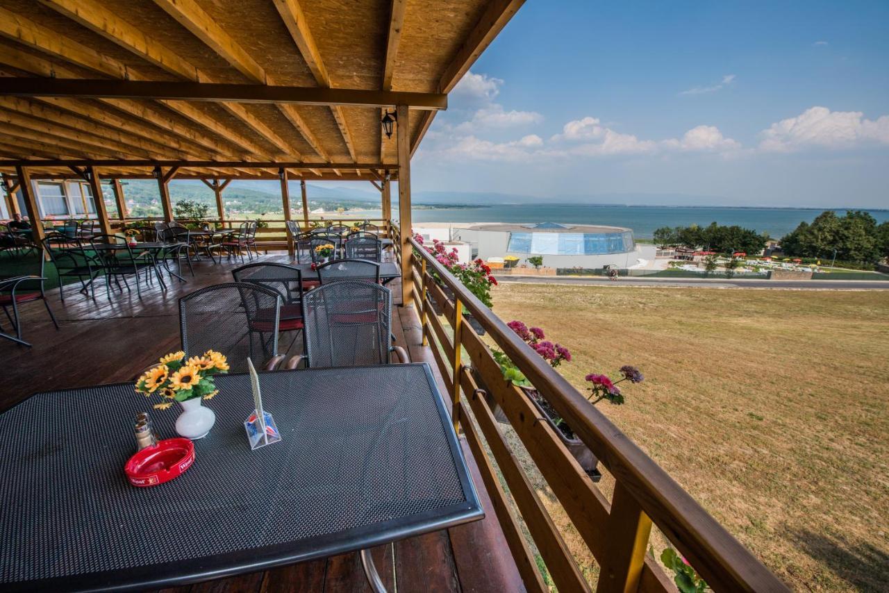 Hotel Merkur Kaluža Eksteriør bilde